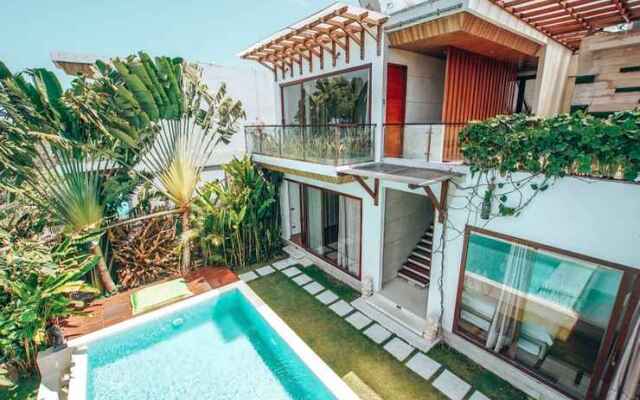 Nazeki Villa