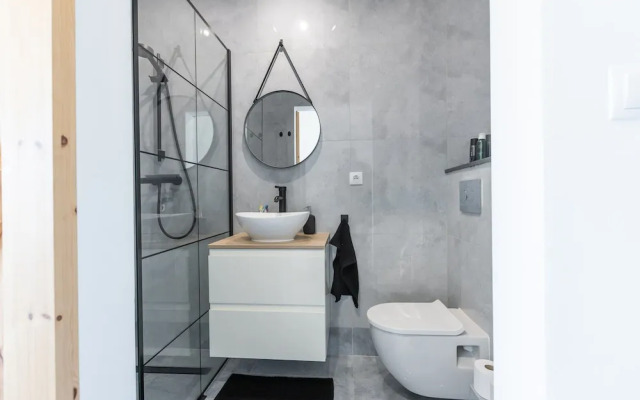 Cozy Ground-floor Apartment