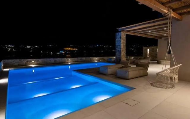Villa Myko With Heated Pool in Ornos