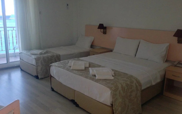 Oğlakçıoğlu Çeşme Hotel