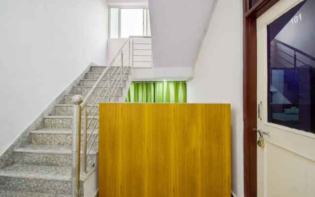 Oyo 47025 Hotel Rishabh Inn