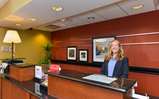 Hampton Inn Yorkville