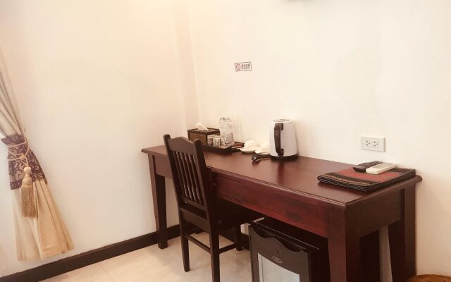 Khung City Hotel