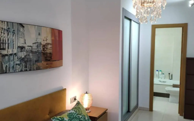 LOVELY APARTMENT DENIA, piscina, jacuzzi, pádel, parking