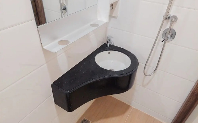 Functional Studio At Sky House Bsd Apartment Near Aeon Mall