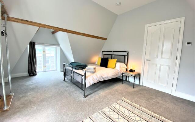 Town Hall Lofts, Settle, Apartment 1