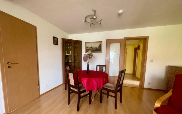 Biesdorf-verkehrsgünstig und ruhig