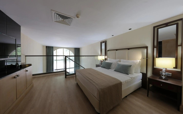 Juju Premier Palace 