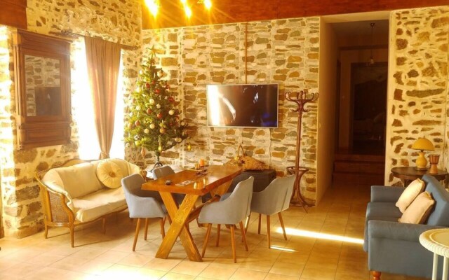 Villa in Malaki in Sea With Playground