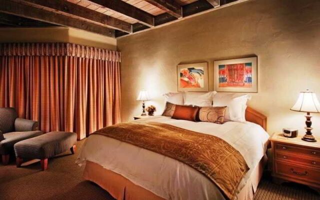 Scottsdale Cottonwoods Resort & Suites