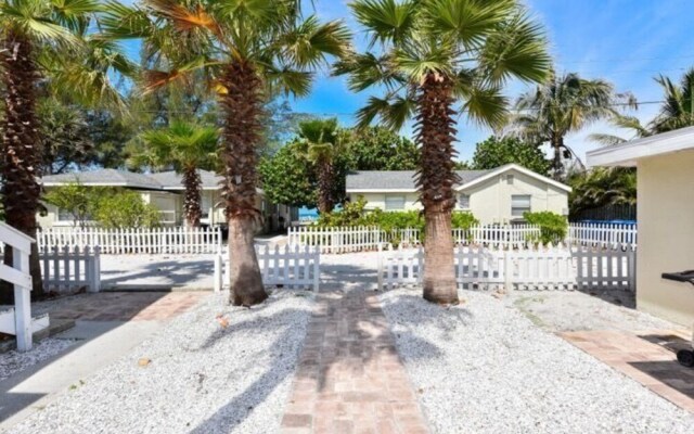 Avenue E #54489 - 3 Br Home