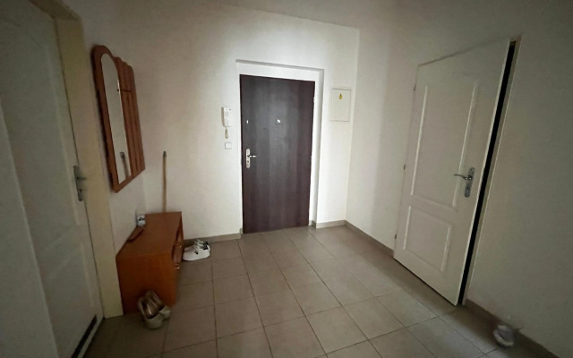 MONFas APARTMENT GARDEN CITY