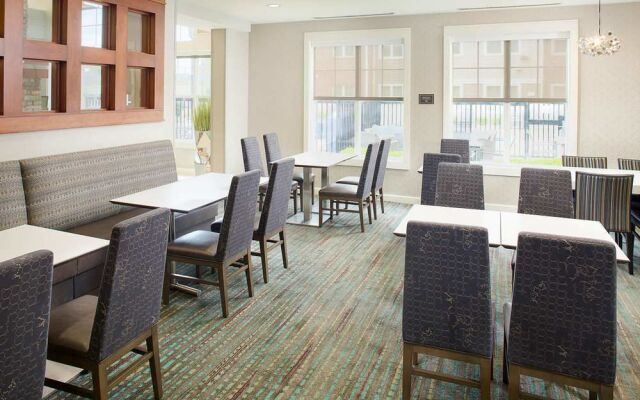 Residence Inn by Marriott Roanoke Airport
