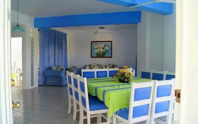 Villa Paraiso Res. Conejos