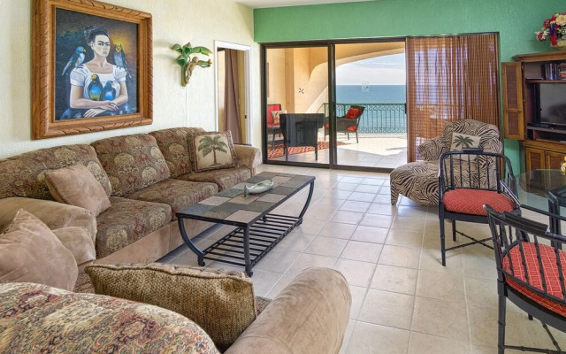 Casa Frida Massive Condo Sleeps up to 12!