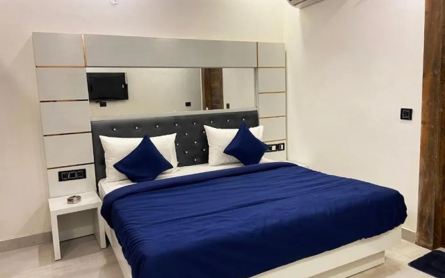 Hotel Metro Stay by f9 hotels