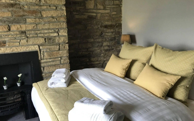 Alma Inn
