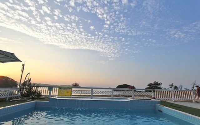 Daebudodemuri Mare Blue Pension