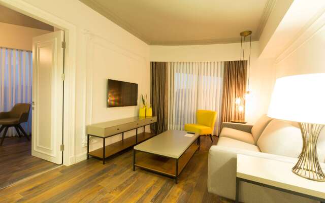 DoubleTree by Hilton Hotel Izmir Airport