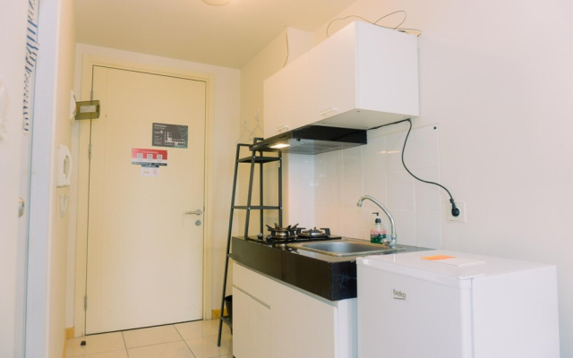Well Furnished And Comfy Studio Apartment At M-Town Residence