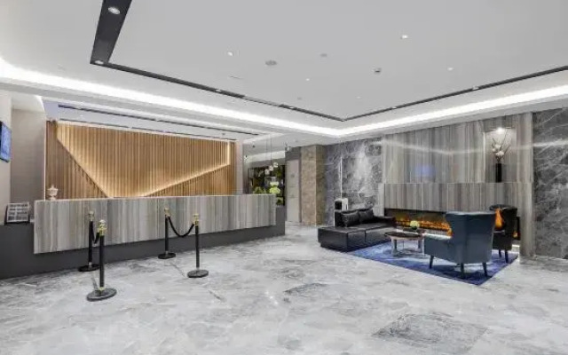 Homeinn Selected Hotel (Nanjing Baijia Lake Xiaolongwan Subway Station)