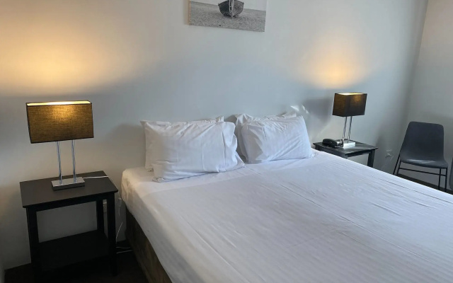 Joondalup City Hotel