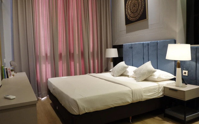 Senyum World Hotel