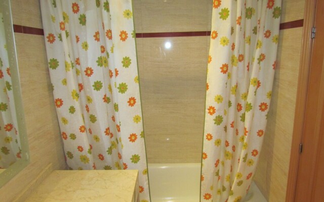 Espectacular Residencial con Piscina y Barbacoa