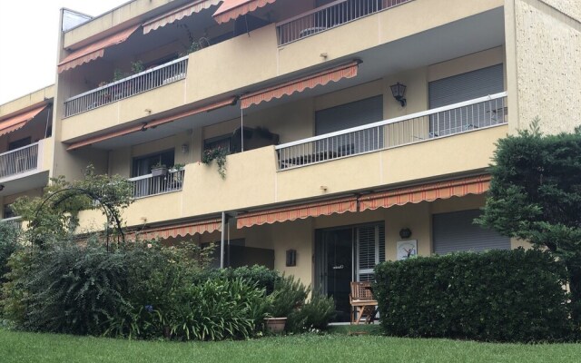 Inviting Apartment in South of France Near the Sea