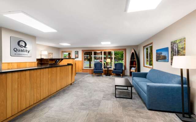 Quality Inn & Suites Munising