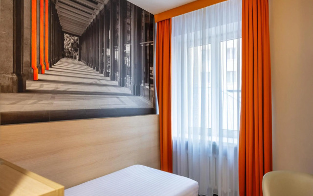MDM Hotel Warsaw