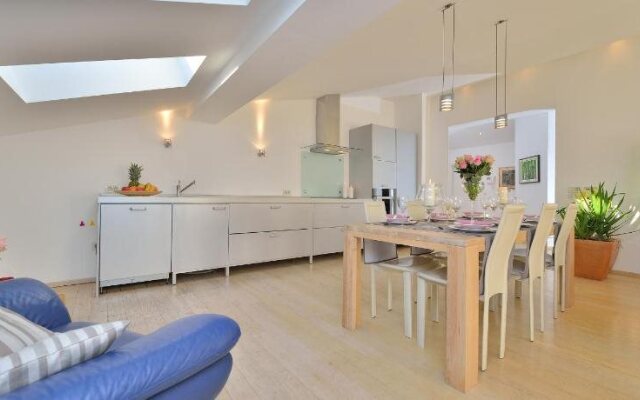 Apartments Villa Nodi