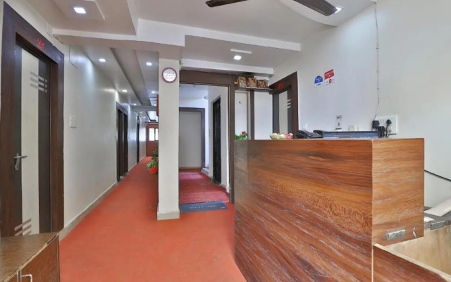 OYO Rooms Maninagar Station 3