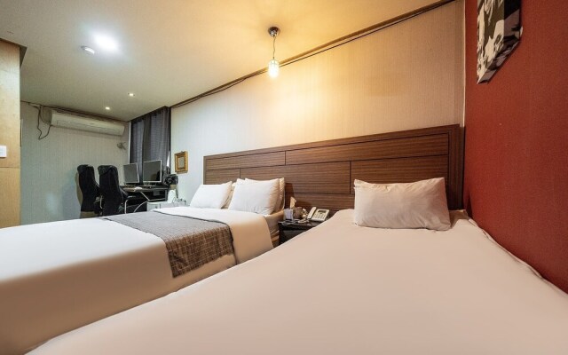 Yeongdeungpo Free Hotel
