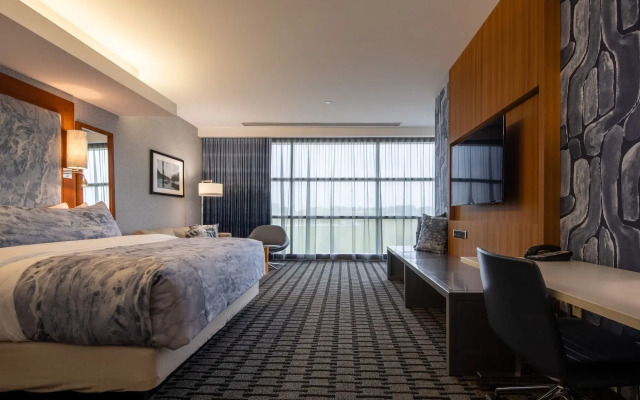 The Hotel at Kirkwood Center