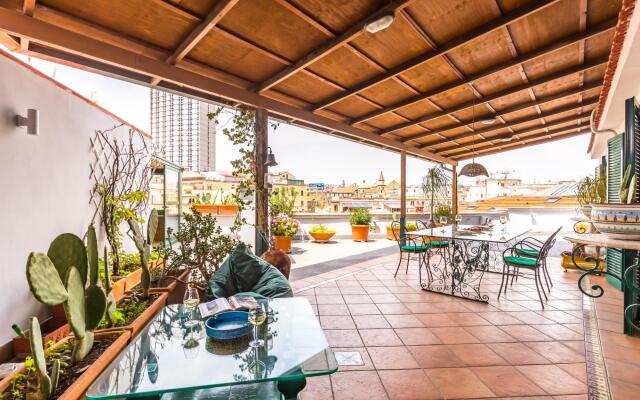 Jacuzzi on the Rooftop by Wonderful Italy