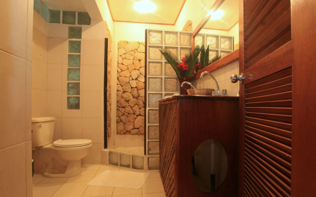 Hotel Tropico Latino