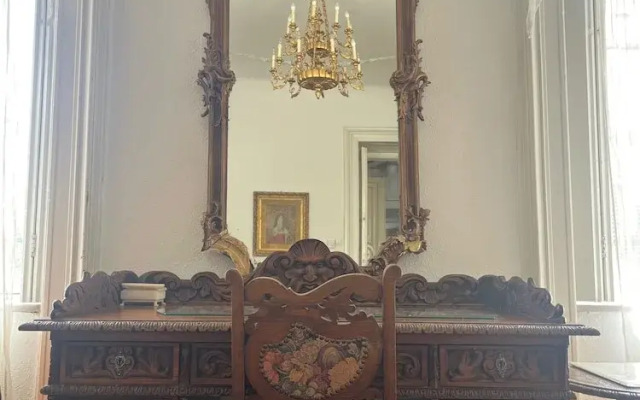 New! Libra Grande Venetian Style Apartment