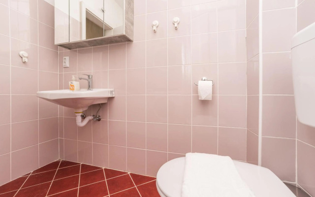 Mint, lovely apartment for 8