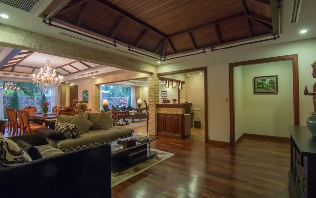 Angkor Palace Suite & Villa