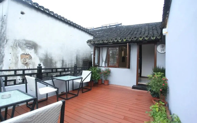 Xitang Hua Tian Hotel