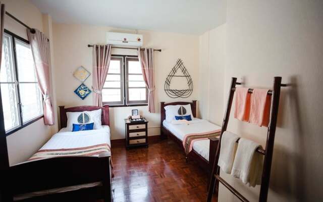 Chiang Mai Suit Home