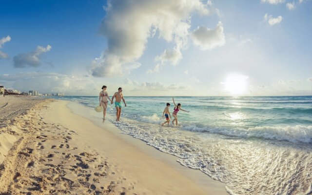Royal Holiday At Park Royal Beach Cancun - All Inclusive