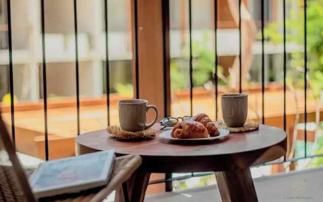 Muunek by Landboutique