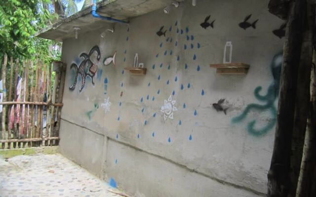 Paglaom Hostel - Adults Only