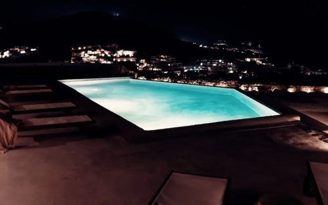 MvibesMykonos homes and studios