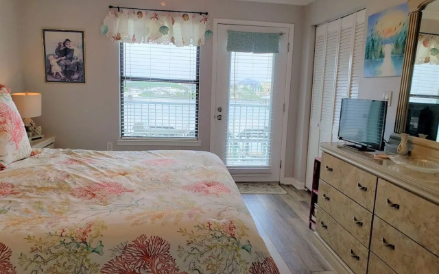 Jubilee Landing 203