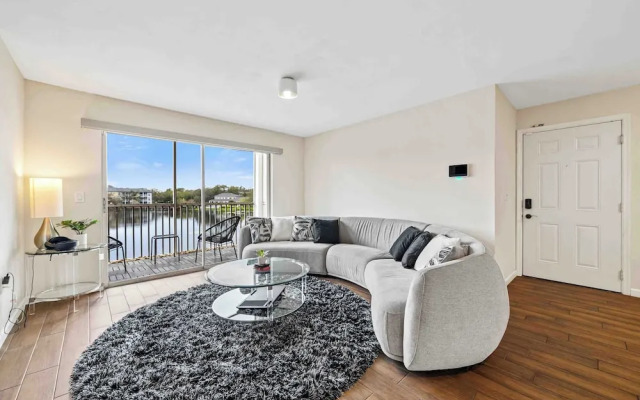 The Urban Oasis Serene Views!