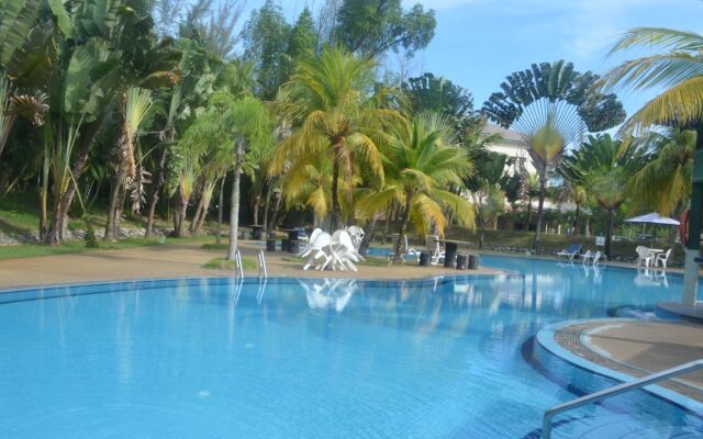 Virgo Batik Resort Teluk Batik Lumut