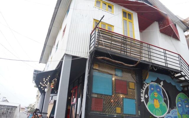 Grey Monkey Dalat Hostel